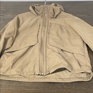 Lululemon size 8 jacket